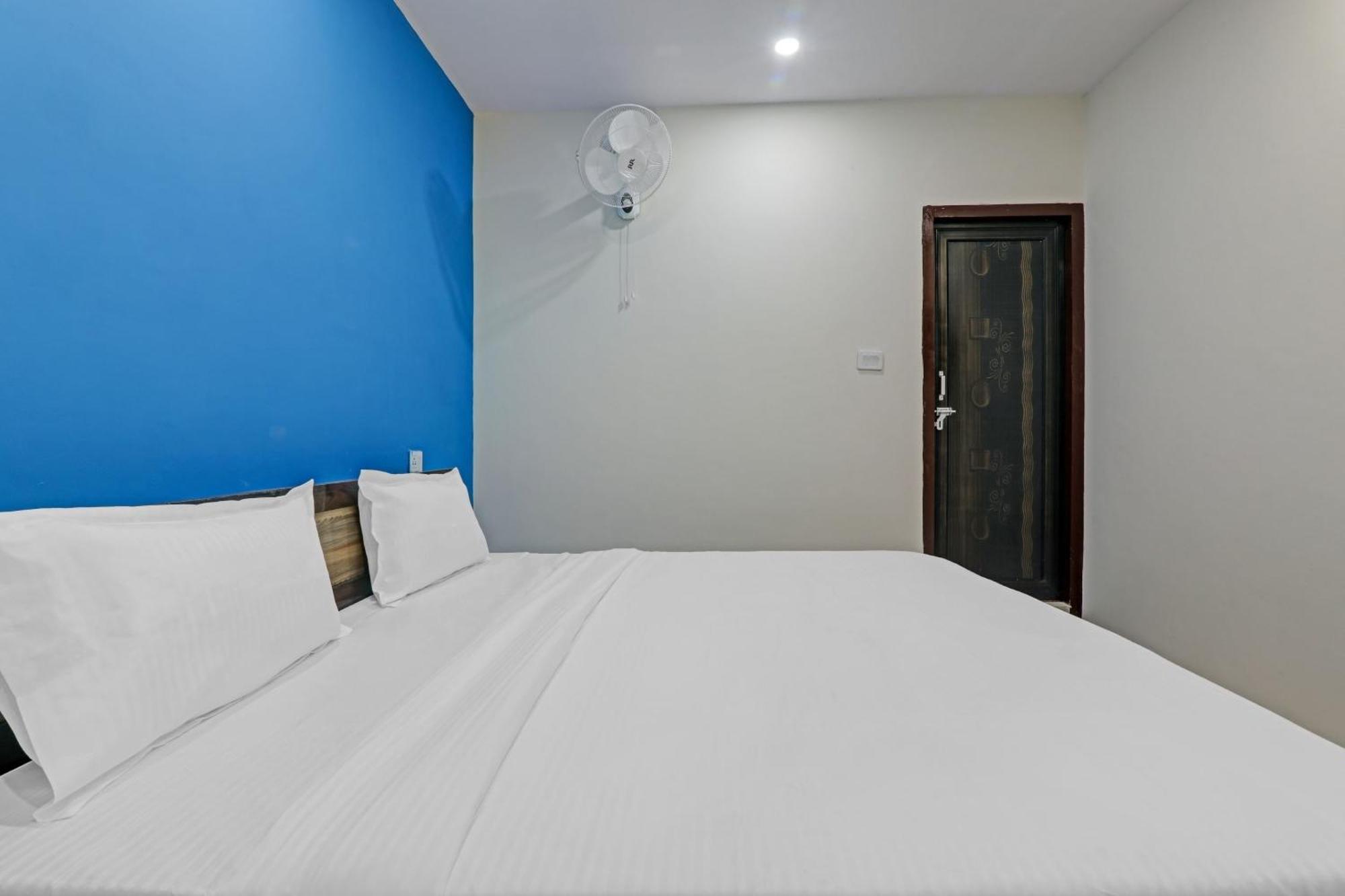 Hotel O Rudra Palace Near Phoenix United Lucknow Esterno foto