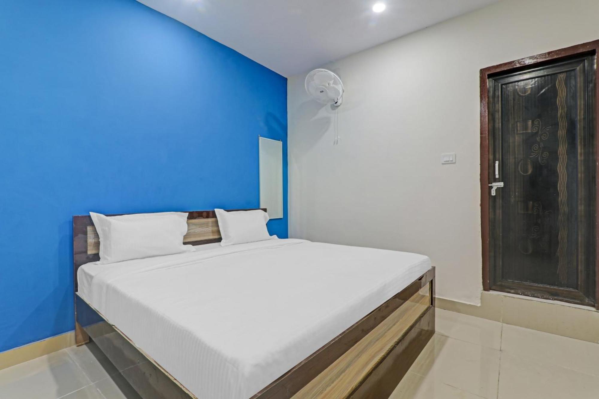 Hotel O Rudra Palace Near Phoenix United Lucknow Esterno foto